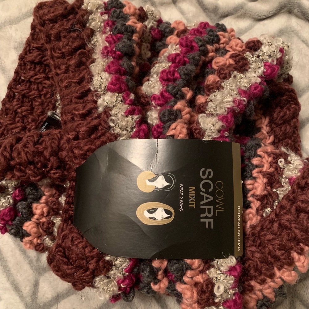 Cowl infinity scarf